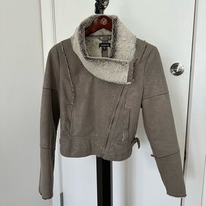 BEBE silver/grey cropped jacket